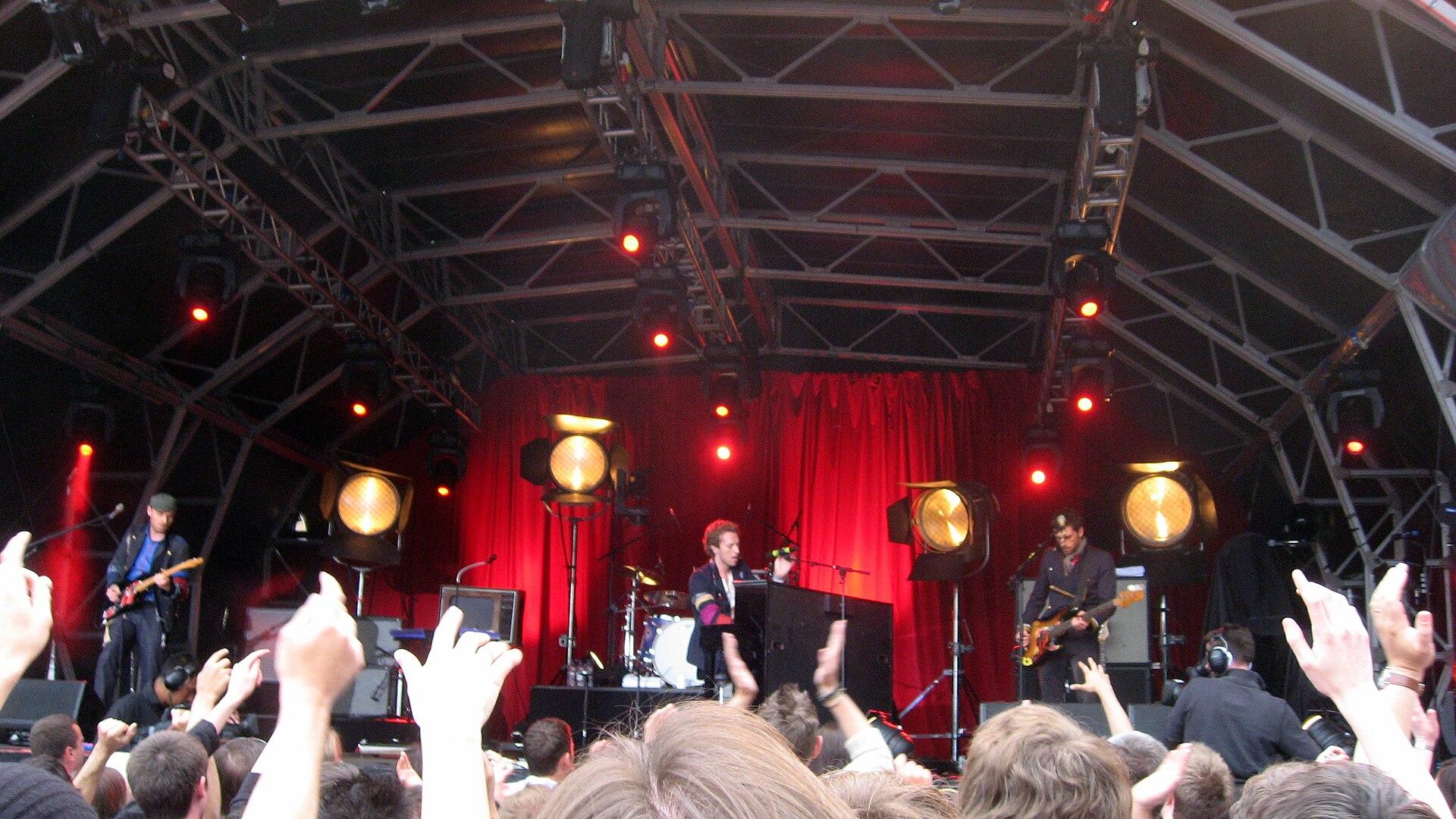 Coldplay live performance