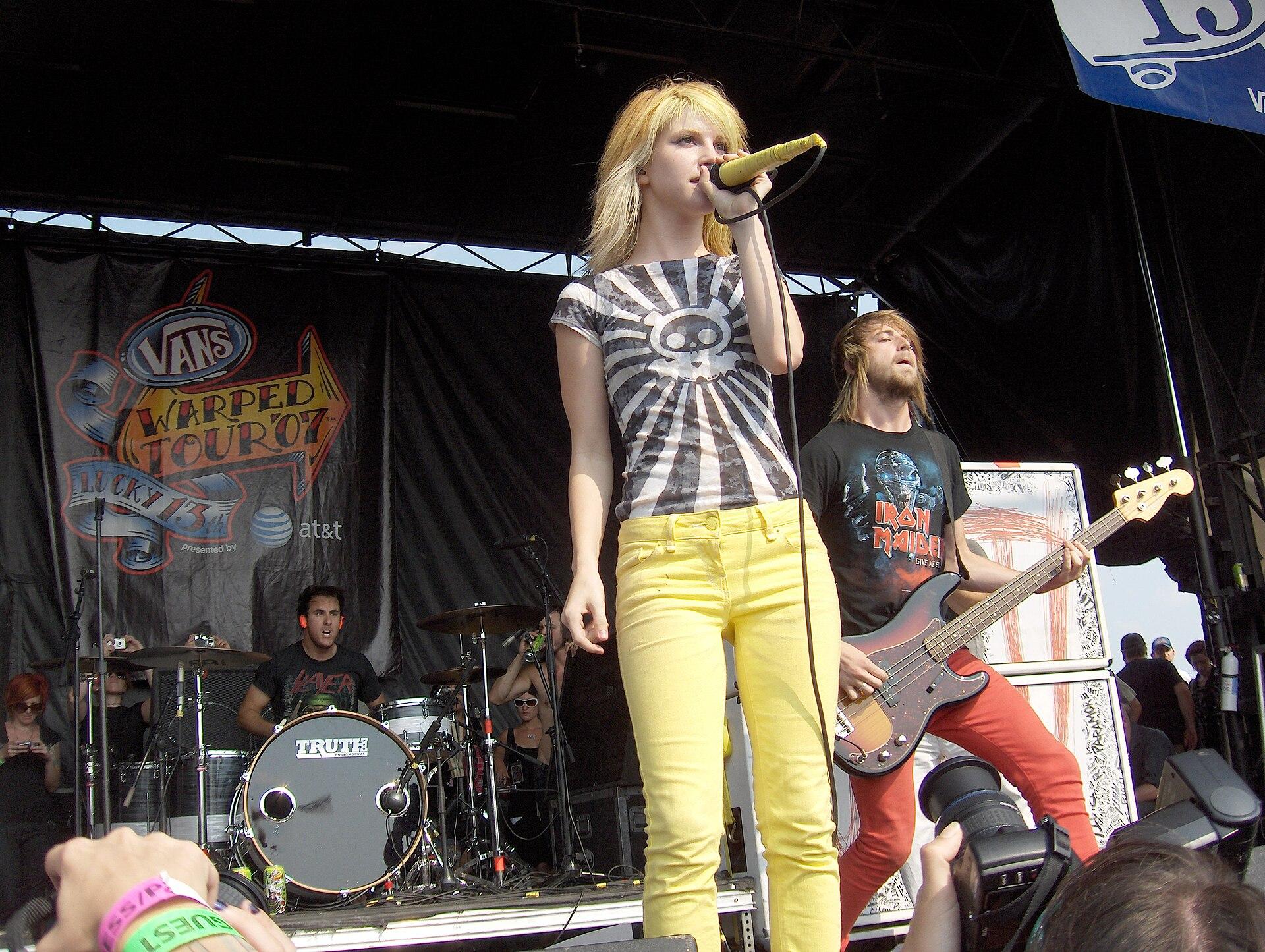 Paramore live performance