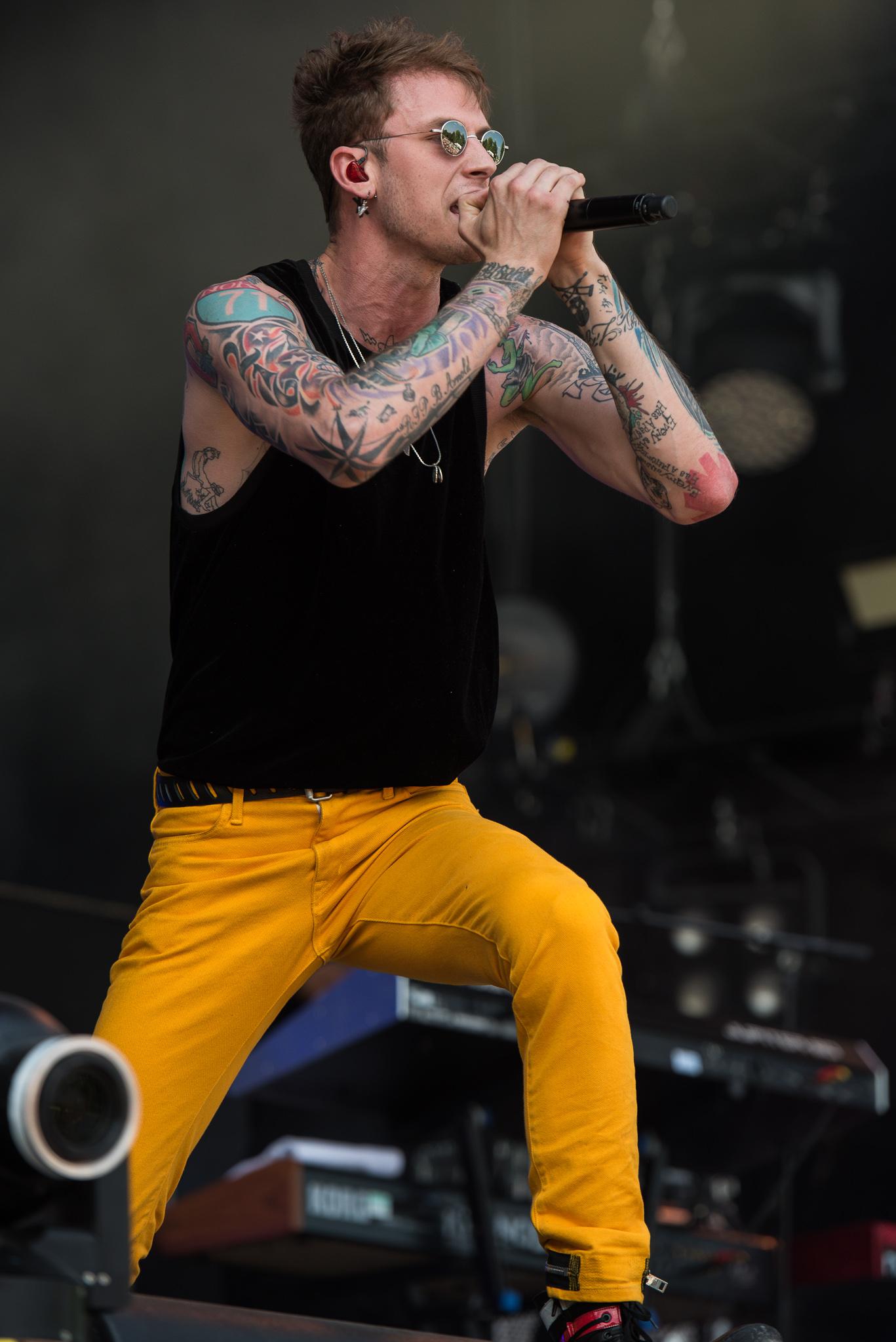 Machine Gun Kelly live performance