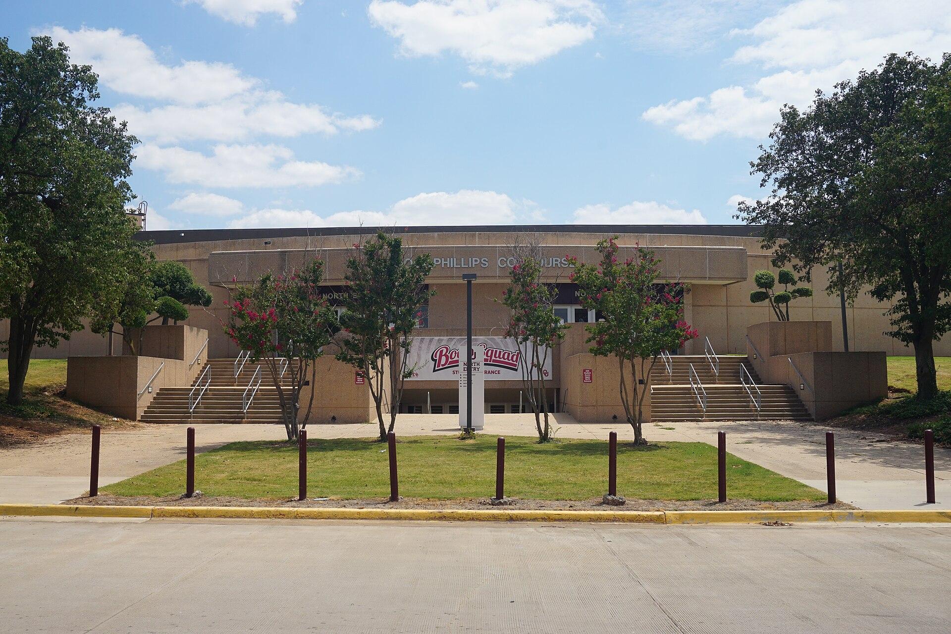 Lloyd Noble Center — Oklahoma Sooners home arena